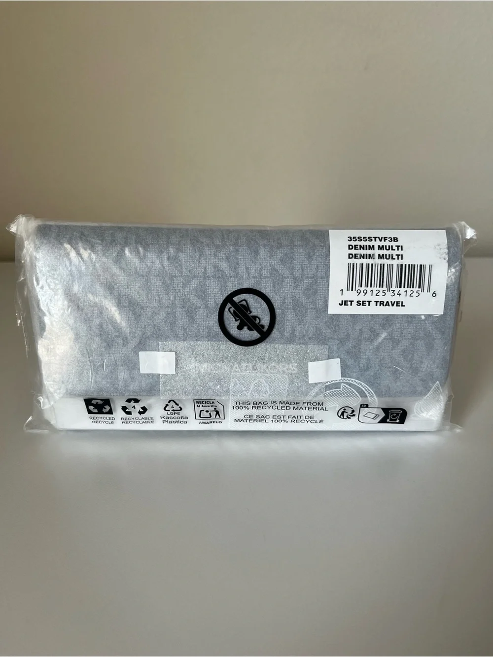 Michael Kors Jet set travel large trifold